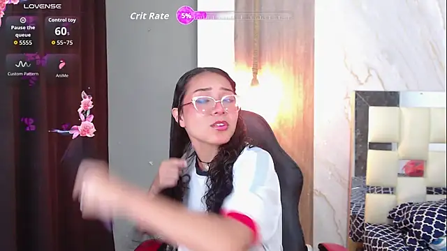Snapshot of honeymoon_12 chatting on June 30, 4:23 am honeymoon 12 online show from June 30, 4:23 am