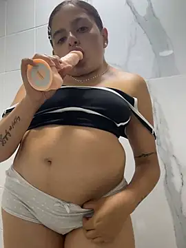 sbanna valle  online show from March 28, 1:28 am