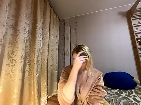 LiluXRose online show from January 8, 4:13 pm