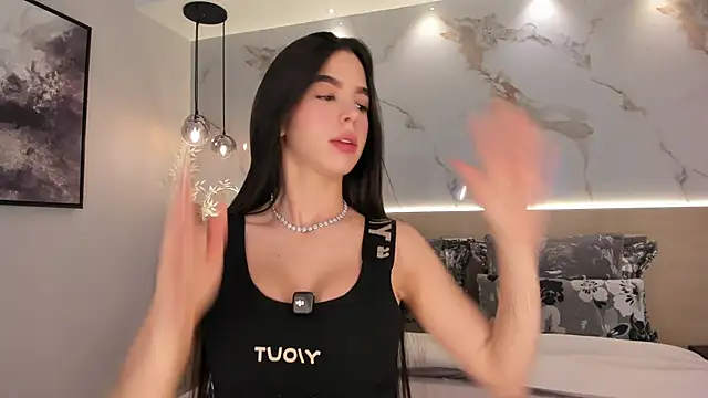 SolAvelar online show from May 14, 10:51 pm
