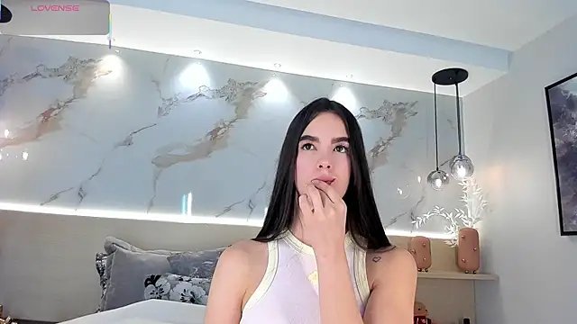 SolAvelar online show from May 28, 11:32 pm
