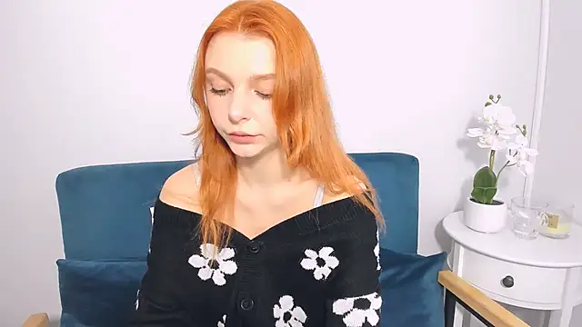 AmberSensitive online show from November 21, 7:18 am