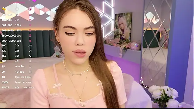 MimiFors online show from April 12, 6:22 pm