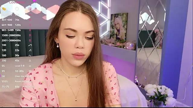 MimiFors online show from April 21, 6:47 pm