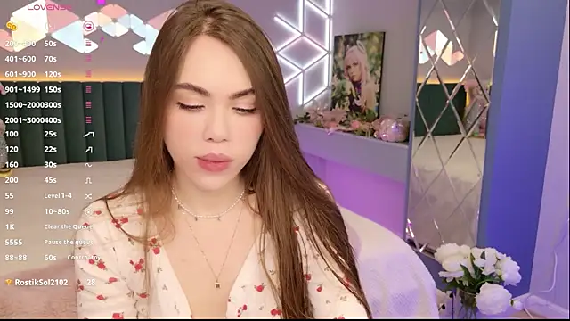 MimiFors online show from April 22, 7:31 pm