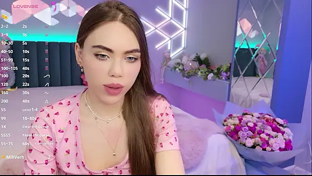 MimiFors online show from March 8, 5:49 pm