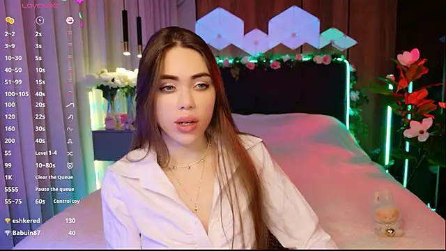 MimiFors online show from November 26, 4:40 pm