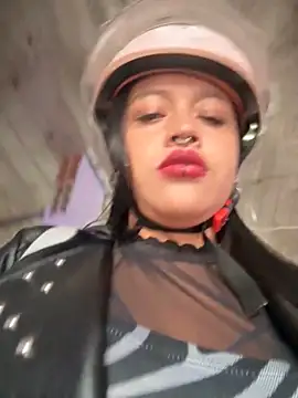 -Mia1 online show from November 27, 12:16 pm