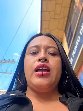 -Mia1 online show from November 9, 3:38 pm