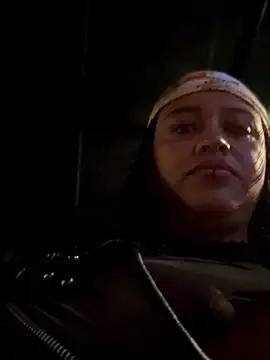 -Mia1 online show from November 20, 1:06 am