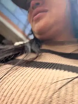 -Mia1 online show from March 9, 12:30 pm