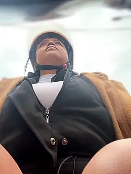 -Mia1 online show from March 24, 12:27 pm