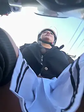 -Mia1 online show from February 25, 12:05 pm