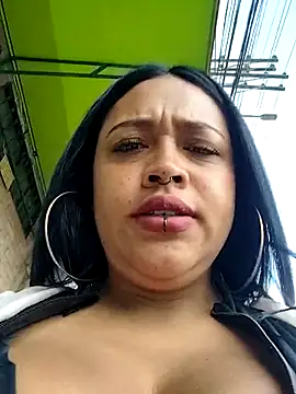 Snapshot of -Mia1 chatting on September 28, 12:23 pm -Mia1 online show from September 28, 12:23 pm