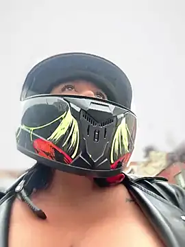 -Mia1 online show from April 8, 12:17 pm