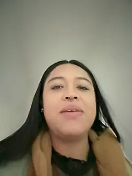 -Mia1 online show from April 13, 12:42 pm