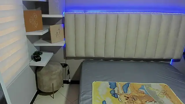 Maraia Ford online show from October 1, 8:02 pm