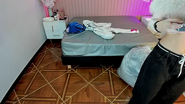 Maraia Ford online show from November 27, 8:09 pm