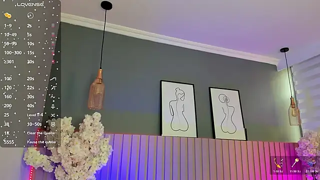 Maraia Ford online show from December 2, 8:10 pm