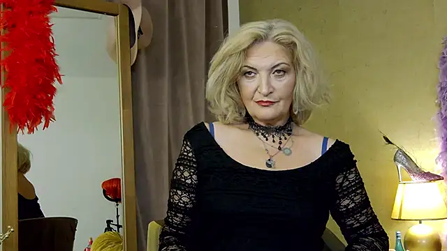 Allura Jenson online show from June 26, 9:31 pm