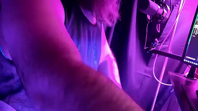 jj7779SC online show from March 15, 11:01 pm