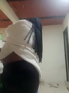 isabella brown1 online show from January 12, 1:01 am