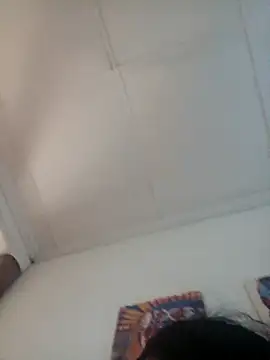 Snapshot of isabella_brown1 chatting on March 24, 10:43 pm isabella brown1 online show from March 24, 10:43 pm