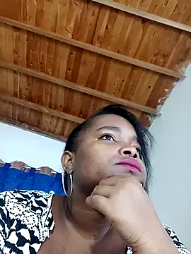 isabella brown1 online show from December 19, 10:06 am