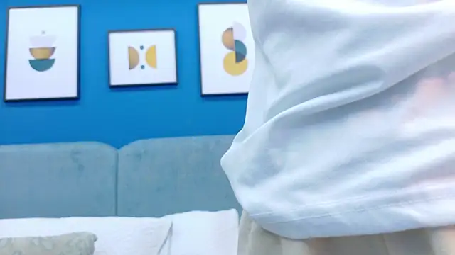 Ashley Evans22 online show from October 17, 8:21 pm