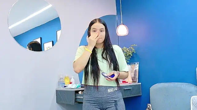 Ashley Evans22 online show from November 24, 8:53 pm