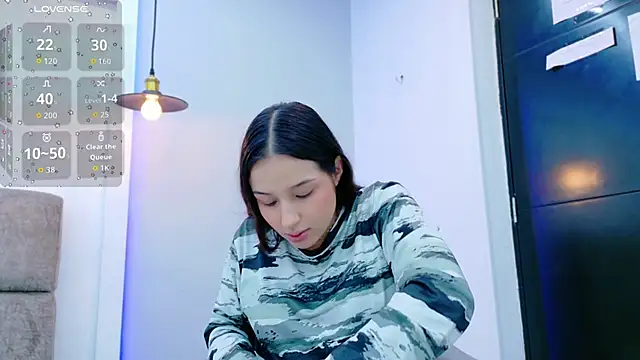 Ashley Evans22 online show from September 13, 7:58 pm