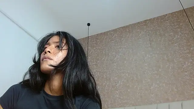 Snapshot of babilett chatting on November 8, 11:36 am babilett online show from November 8, 11:36 am