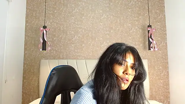 Snapshot of babilett chatting on November 21, 11:53 am babilett online show from November 21, 11:53 am