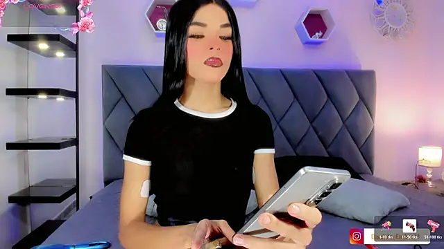 Amira Ember online show from March 12, 9:08 pm