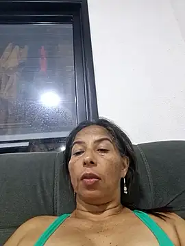 Snapshot of maleja23 chatting on October 7, 2:01 am maleja23 online show from October 7, 2:01 am
