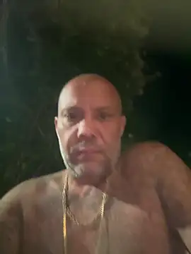Snapshot of gitanomadrid chatting on July 4, 9:08 pm gitanomadrid online show from July 4, 9:08 pm