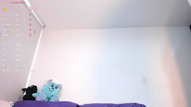 ValerieInk online show from December 19, 12:51 pm