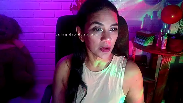 MiiaVelasquez online show from February 9, 4:10 am