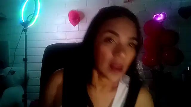 MiiaVelasquez online show from February 24, 4:46 am