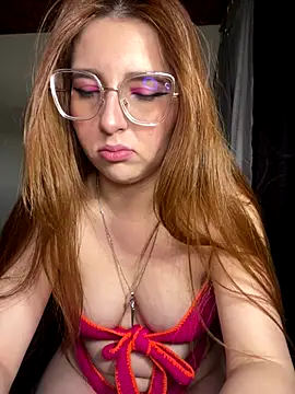 CoraVibes online show from November 28, 12:05 pm