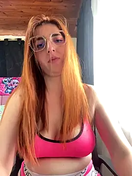 CoraVibes online show from October 21, 11:42 am