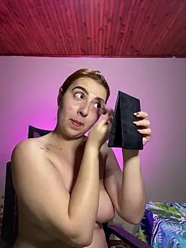 CoraVibes online show from November 9, 11:58 am