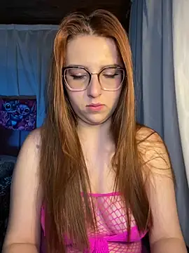 CoraVibes online show from February 18, 12:23 pm