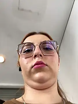 CoraVibes online show from March 4, 5:53 pm