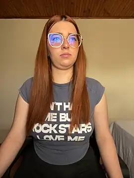 CoraVibes online show from November 19, 11:54 am