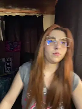 CoraVibes online show from January 10, 12:00 pm