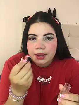 Kuromy x online show from December 19, 8:00 pm