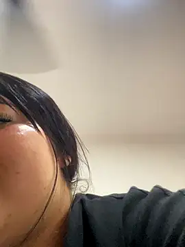 Kuromy x online show from October 10, 6:53 pm
