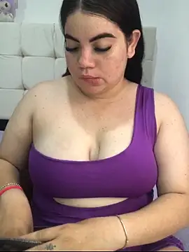 Kuromy x online show from April 8, 7:26 pm