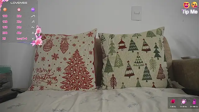 Roxybeautyy online show from February 23, 9:21 am